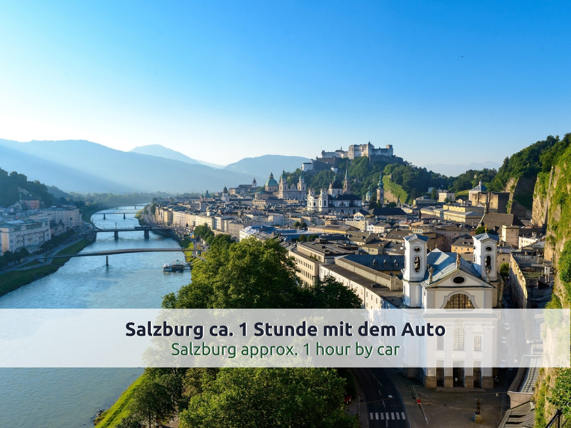 Ausflugsziel Salzburg: Altstadt mit Salzach, Brücken, Kirchtürmen und der Festung auf dem Berg